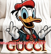 Gucci Throw Blankets Stretchy Full-Print Gucci x Winnie the Pooh Sofa Blanket GGJY (24)
